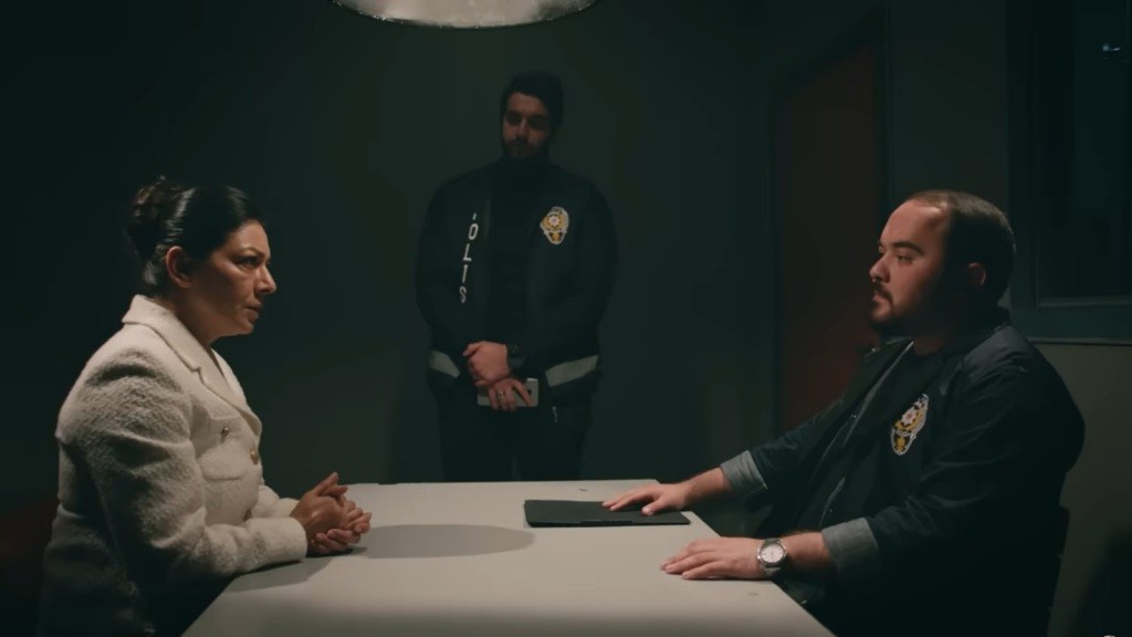 Tulay jest przesłuchiwana.