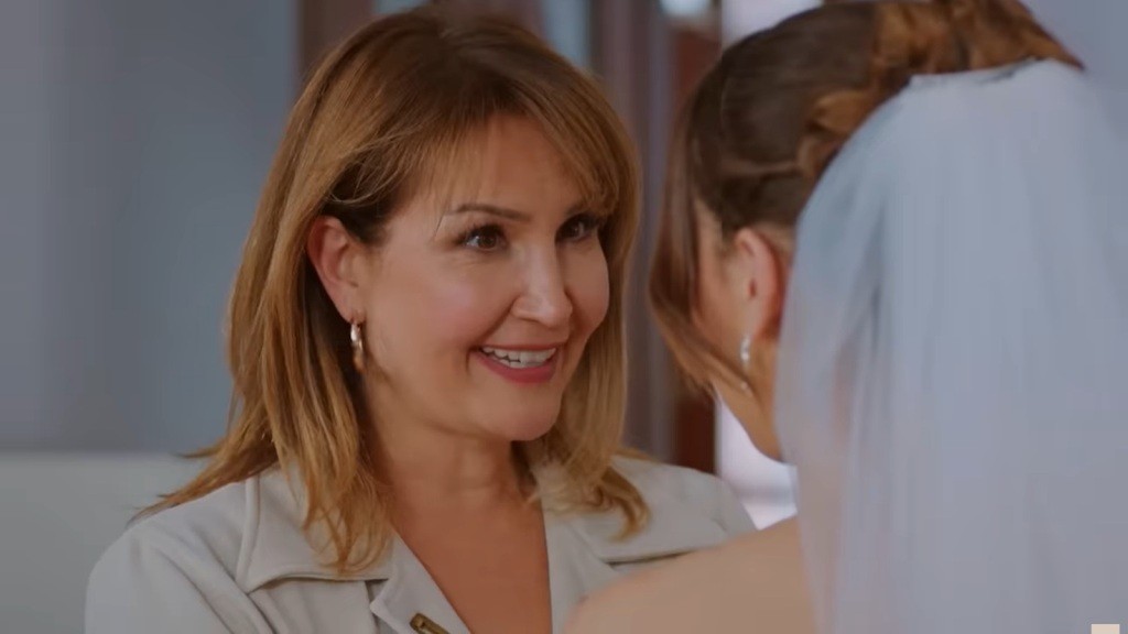 Feraye patrzy w oczy Sili.