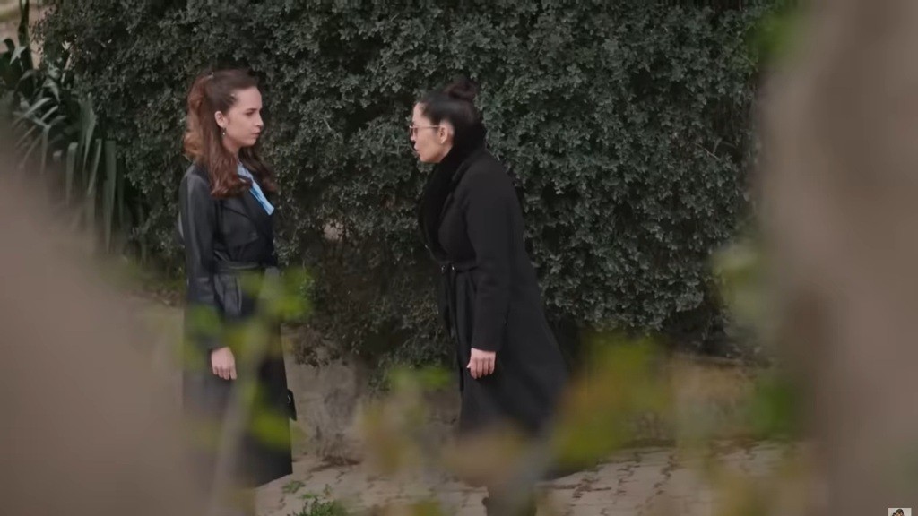 Beyza staje na drodze doktor Fusun.