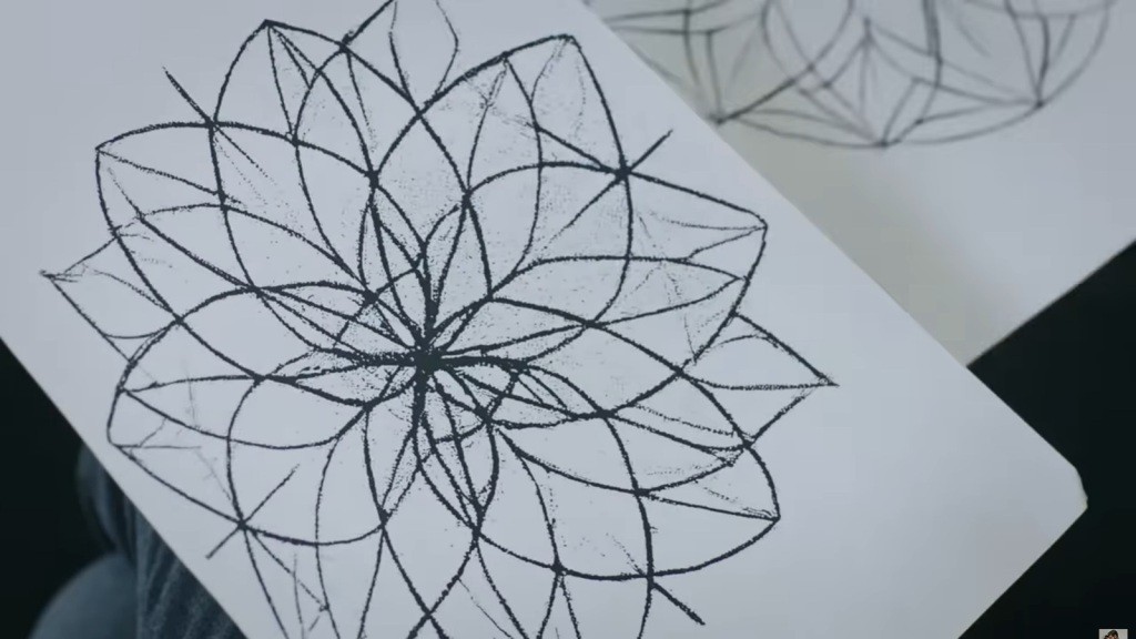 Szkic wykonany przez Cihana na bazie wzoru Hancer.