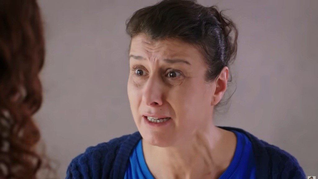 Fadime jest zdruzgotana.