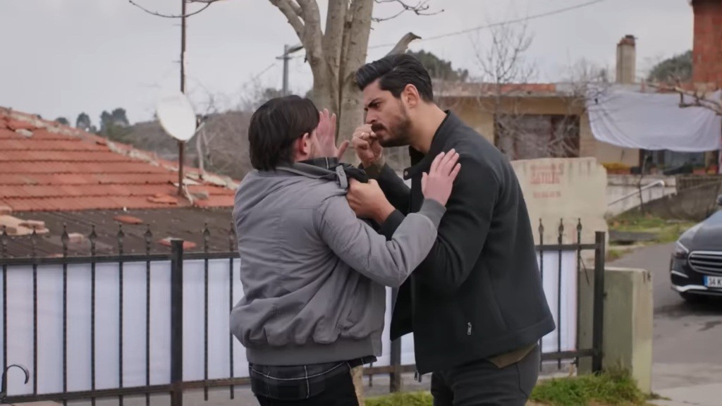 Cihan konfrontuje się z Yakupem.