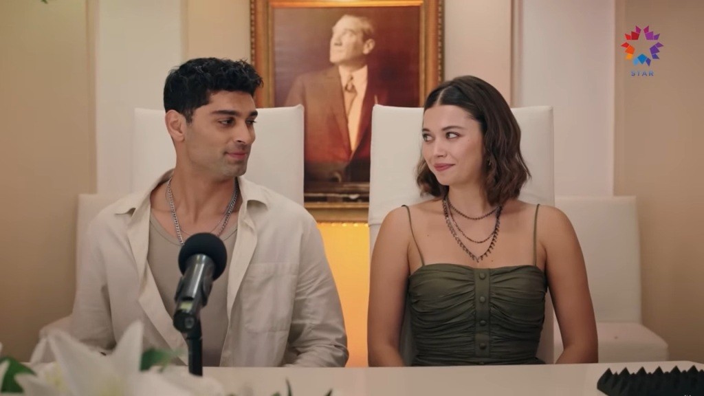 Sinan i Seyran podczas swojego ślubu.