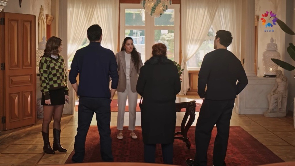 Ferit i Abidin sprowadzają Aylę do rezydencji. Diyar staje z kobietą twarzą w twarz.